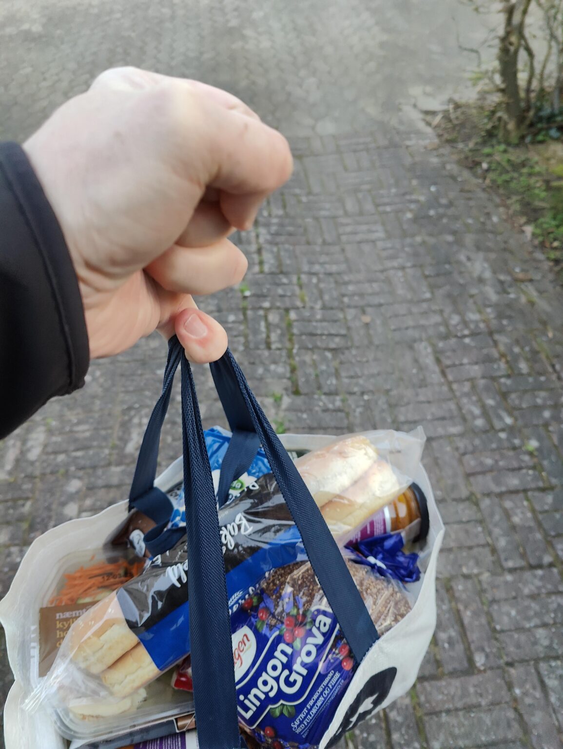 私たちデインズははるかに強くなっています