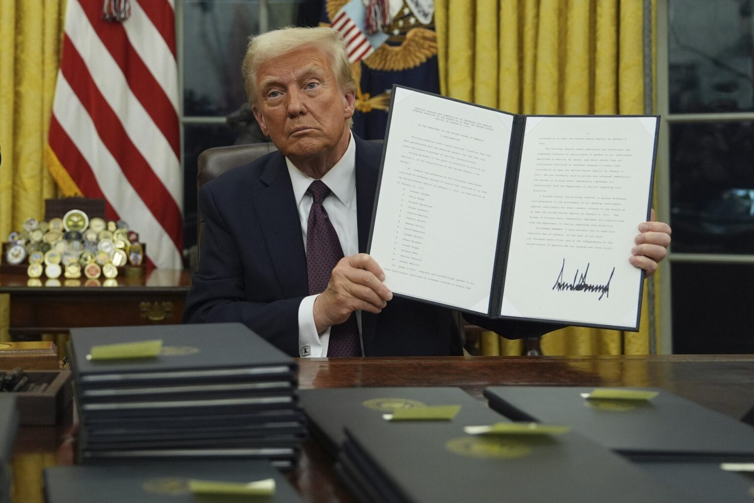 反乱法が説明した：トランプの管理者は1807年法を呼び出すかどうかを決定する