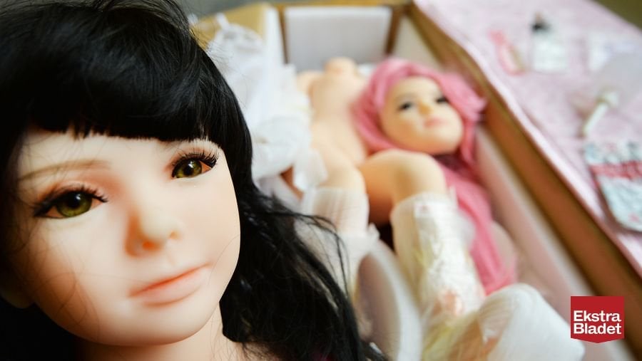 デンマークの小児性愛者の科学者によると、元大臣が所有していると告発されていることを子供のセックス人形に禁止するのは間違いでした