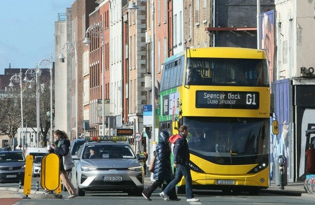BusConnectsルートは、古い行よりも人気と時間厳守を獲得しています、とNTAは言います