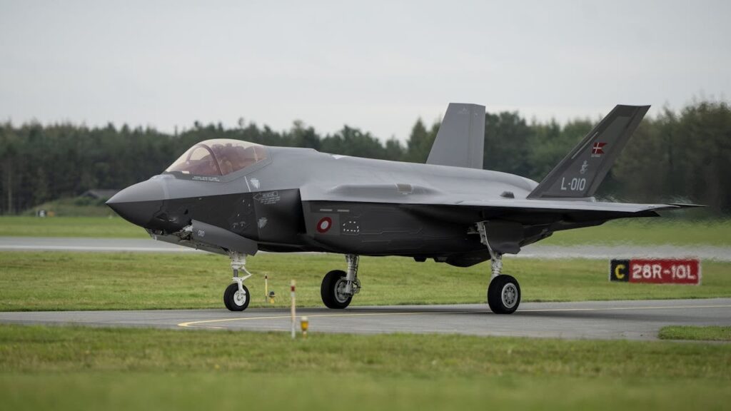 新しい戦闘機は2週間で使用されます