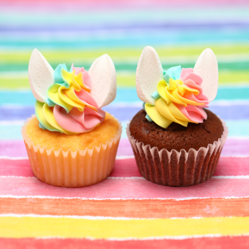 英国レシピのカップケーキ専門店「ベラズカップケーキ」高輪ゲートウェイシティのまちびらきを記念した「高輪ラッキーバニーカップケーキ（バニラ／チョコ）」