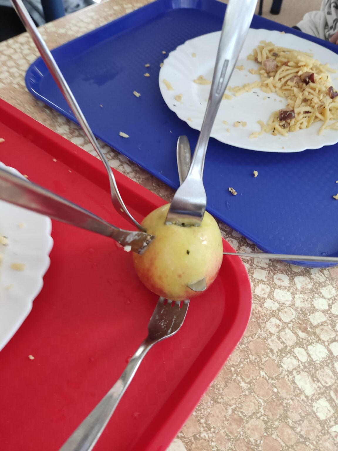 学校の食堂の思い出