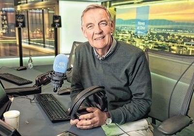 「私はニュースをラップするつもりです」 - ブライアン・ドブソンはカビン・クルーと自分の歌を録音するときに「スヌープ・ドブ」になります|アイルランド独立