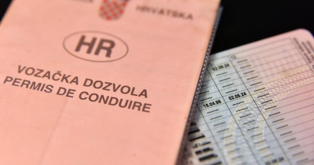 Novi ZagrebのPeter Indiansが偽造ドライバーの免許で逮捕された