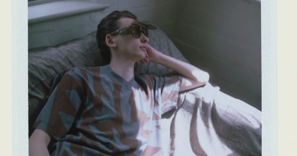 「シーイー」の菱山豊やイギリスの元スタイリストら5人による新ブランド「オファリング」がドーバー ギンザでローンチ - WWDJAPAN