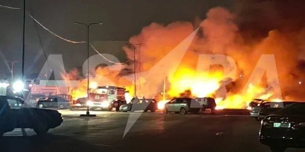 ウクライナのドローンが最大の製油所にヒットした後、モスクワ地域の燃料供給の50％が危険にさらされています
