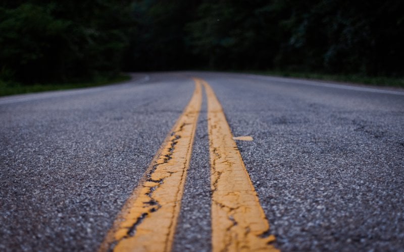サムホームBG：ブルガリア人はセルビアの高速道路で子供を忘れてしまいました、彼らは200 km後に学びました
