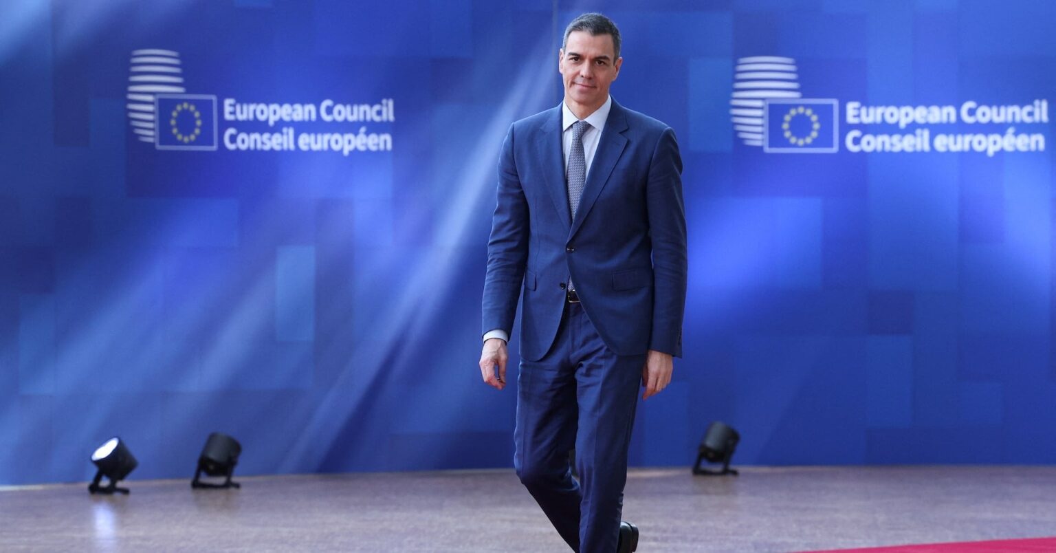 スペインの首相サンチェスは、防衛テクノロジーのアップグレードがEUの優先事項として見られると考えています