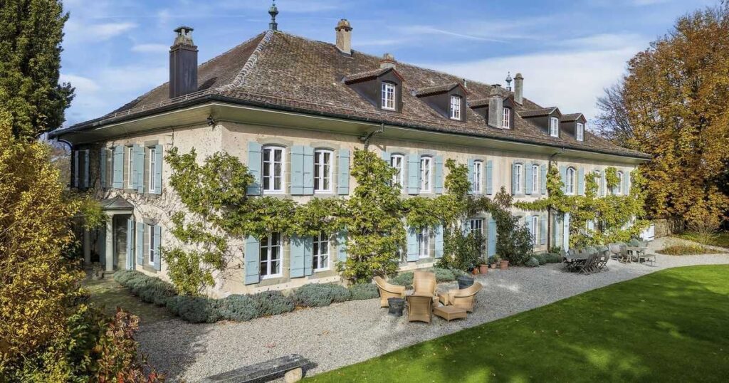 オードリー・ヘプバーンさん邸宅が売り出し中 推定価格30億円、スイスのレマン湖畔