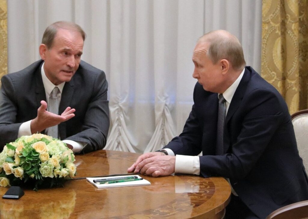ロシアは次の段階の準備 - 選挙 - その多くの人々をできるだけウクライナ議会に押し込もうとすることを試みることにより