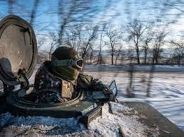 いいえ、ロシア軍はクルスクの何千人ものウクライナ軍を囲んでいません