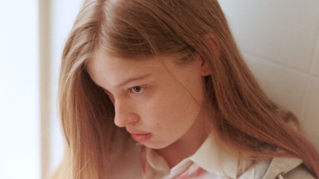 「彼は哀れな男の子供です。なぜ私は彼を怖がらせるのですか？」 - イーロン・マスクの娘ビビアンはティーン・ヴォーグにまれなインタビューをします