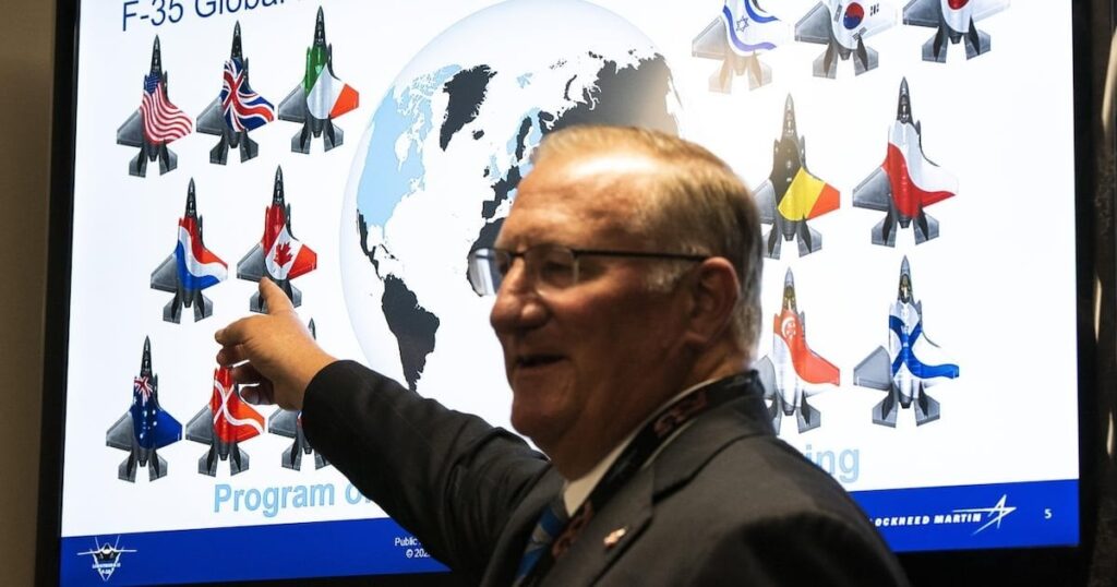 カーニー注文F-35ファイタージェット購入のレビュー米国のロッキードマーティンからの購入