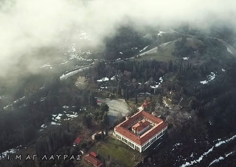 1821年の最初の戦争作戦はカラブリタで行われました。 Agia Lavra（ドローンビデオ）で「自由か死」を誓うのは誰ですか - タイムマシン