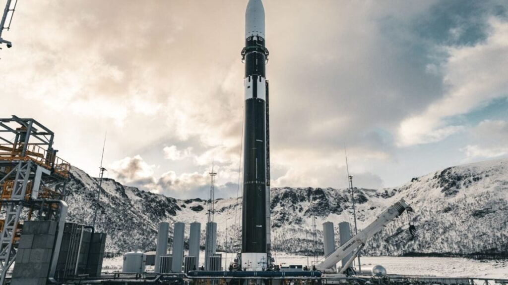 このランチャーは、ドイツ最大のロケットとしてV-2を置き換えようとしています| ISAR Aerospaceの最初のSpectrum Rocketは、ノルウェーのAndøyaSpaceportから発売されます。