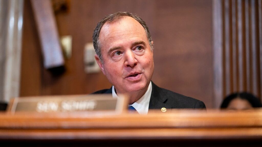 Adam Schiff：民主党は、議会へのトランプの共同演説に対する「調整された対応」を欠いていた