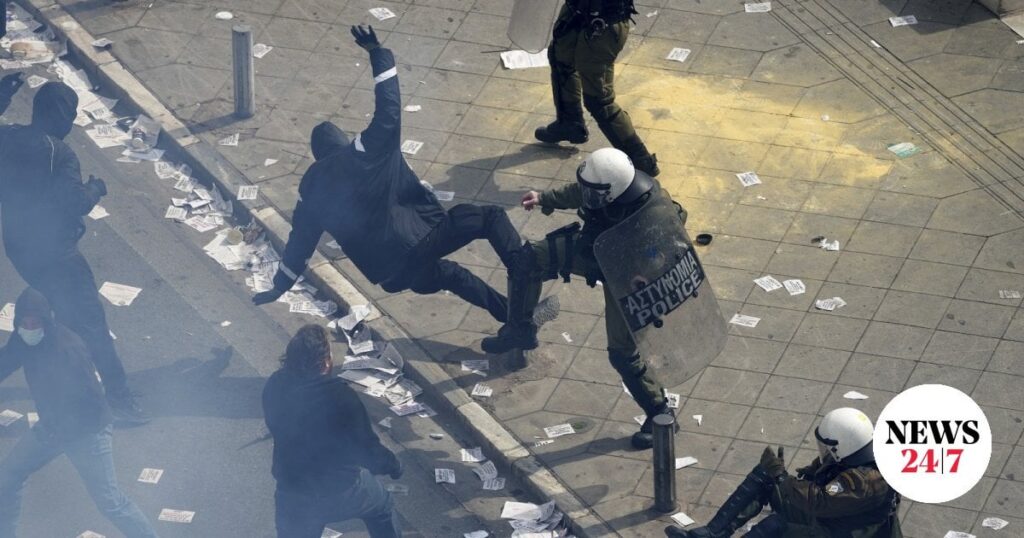 自由：ギリシャの共和国の「影」 [ Η νέα έκθεση της Civil Liberties Union for Europe (Liberties) καταγράφει σοβαρές παθογένειες στη Δικαιοσύνη, την ελευθερία του Τύπου και τα ανθρώπινα δικαιώματα στην Ευρώπη. Ακόμη μια αρνητική “πρωτιά” για την Ελλάδα. ]