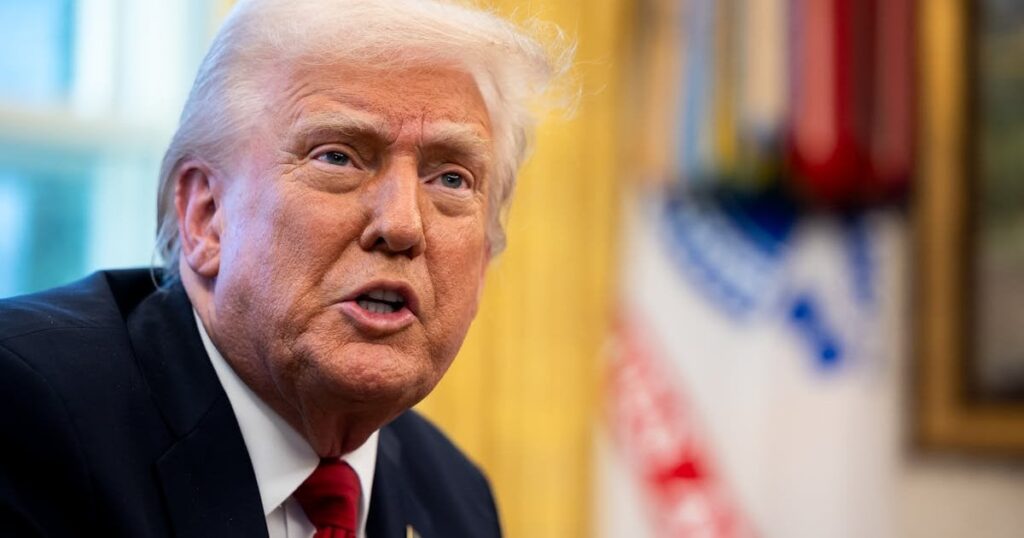 トランプは誤ってリークされたコールスタンナーで彼自身の関税スピンを破壊します|自動車CEOとの電話で、大統領は価格の引き上げに対して彼らに警告した。それは、関税に対する彼の議論が偽物であるという承認ではありませんか？
