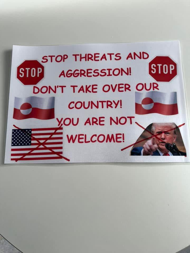 グリーンランドでの今日の反トランプデモで使用されている署名