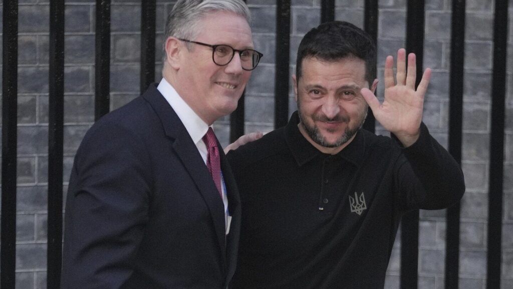 イギリスのキール・スターマー首相は、イギリス、フランス、ウクライナが米国に提示するための停戦計画に取り組むことに同意したと言います。