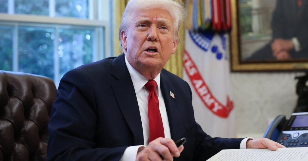 ドナルド・トランプはリトアニアで行方不明になった私たちの兵士について尋ねられたときに不意を突かれた