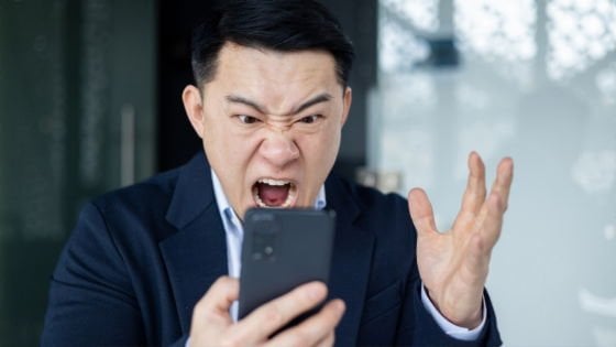 SNSで敵対的な投稿を繰り返す人には犯罪歴や子ども時代の生い立ちに特徴がある【ソーシャルメディア上では口論や争い、脅迫、侮辱が絶えない】