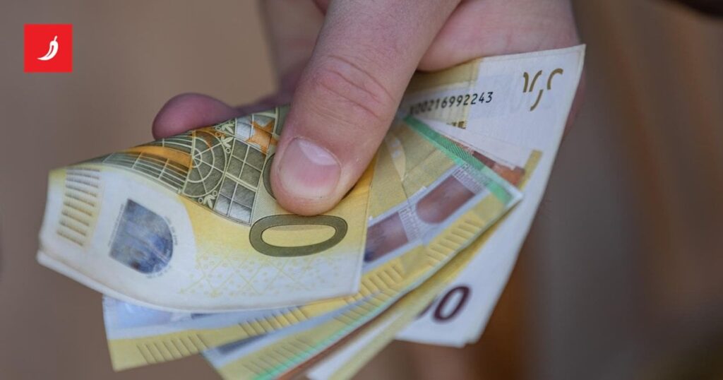 1,547ユーロを支払う平均ザグレブ