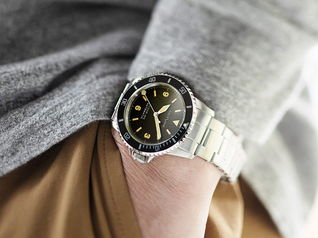 【“エクスプローラーダイアル”の最新作】SEIKOエプソン製搭載のダイバーズ時計は50年代のヴィンテージ調｜OUTLINEニュース no.203 - Watch LIFE NEWS｜ウオッチライフを楽しむ時計総合ニュースサイト