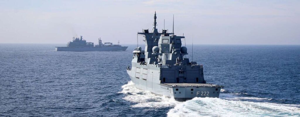 ドイツ艦艇が22年ぶりに台湾海峡を通過－中国反発 - Bloomberg