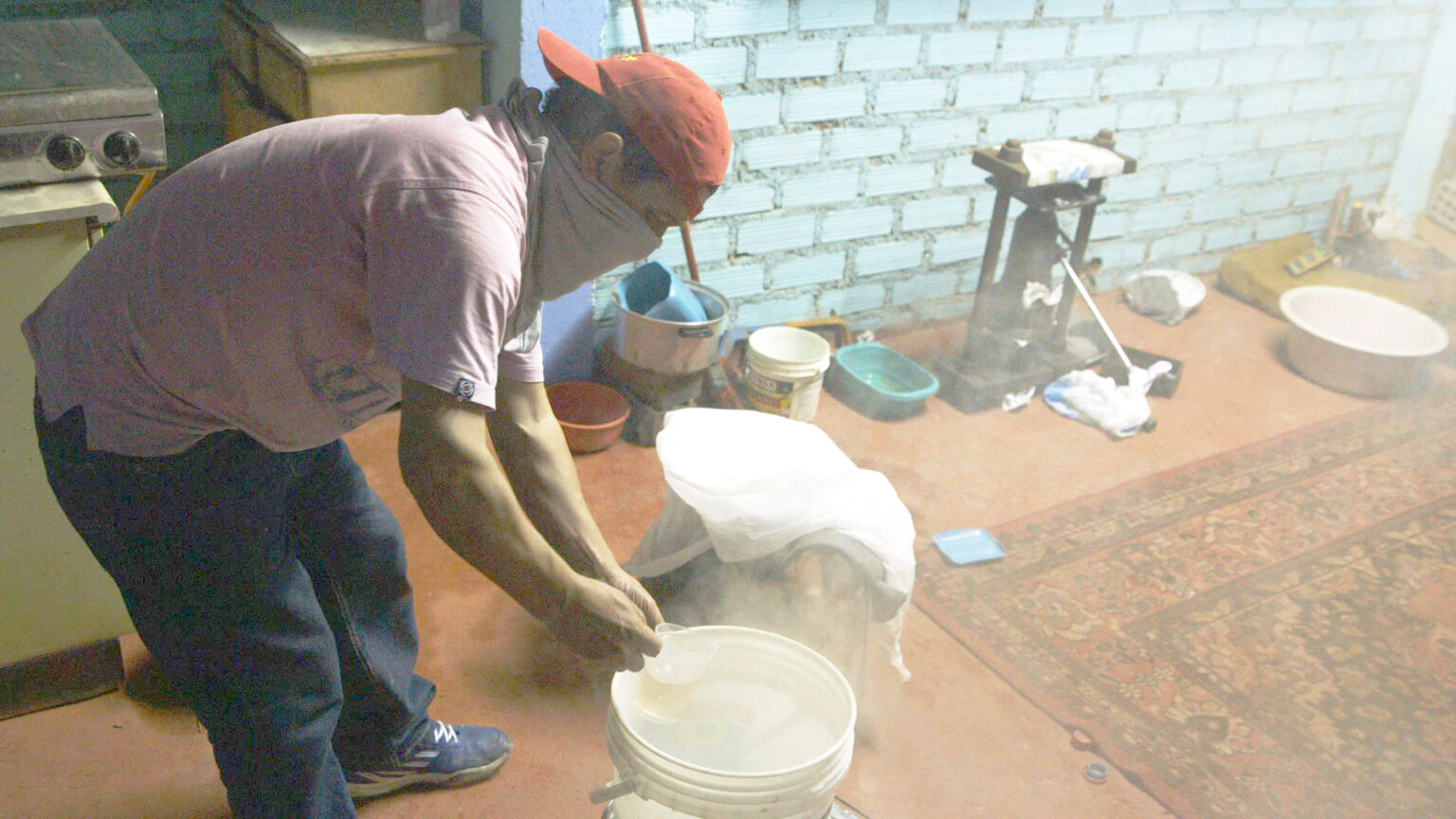 THE NEW KING OF COKE 新たなるコカイン帝国ペルー(3) THE NEW KING OF COKE 新たなるコカイン帝国ペルー(3)