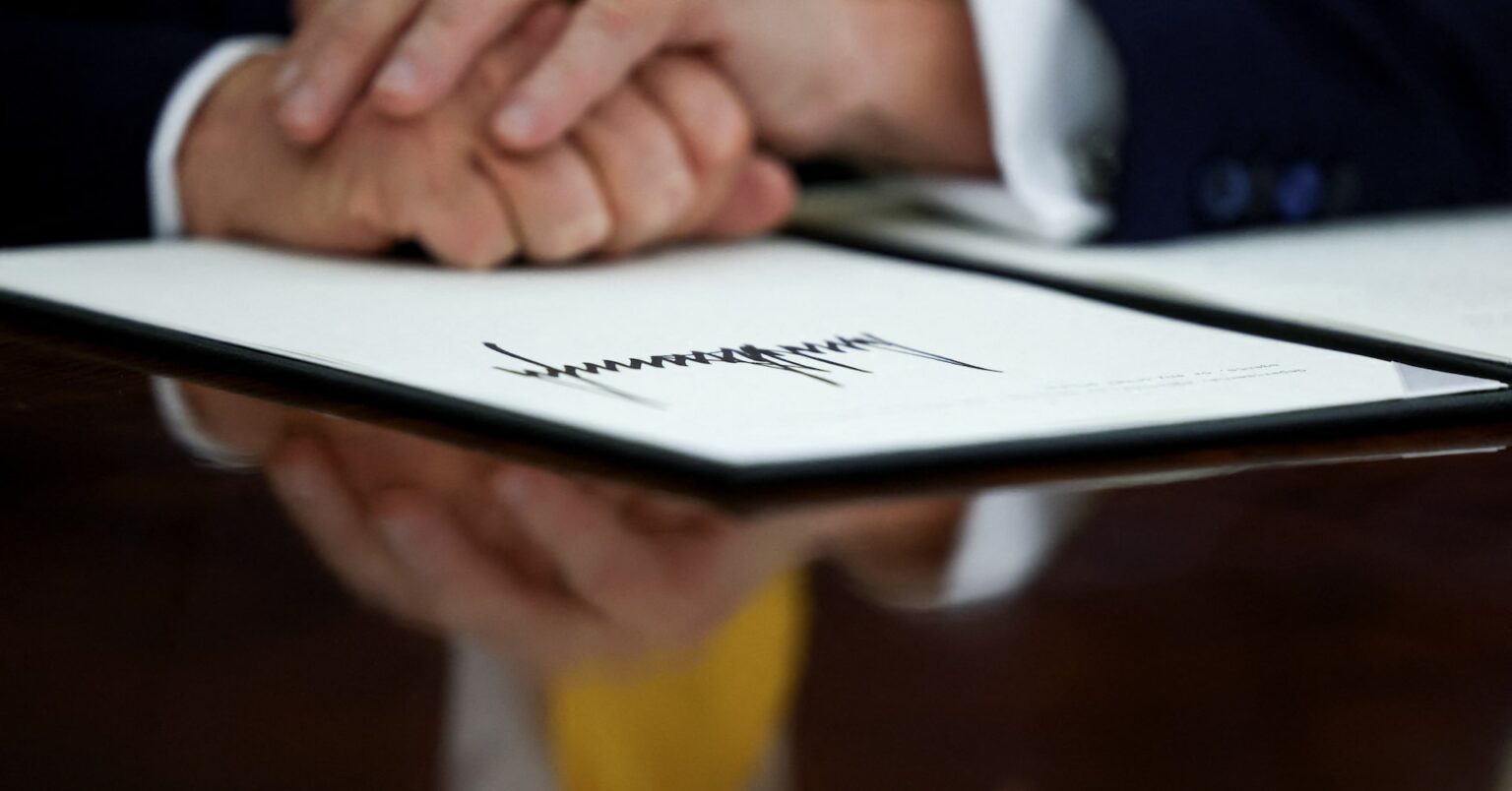 米大使館、取引先にＤＥＩ禁止順守を指示　スペインなど反発 | ロイター