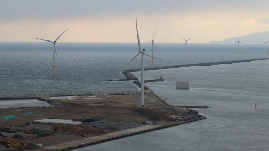 〈現地取材〉秋田県「洋上風力の街」の期待冷めやらぬも、一部は「三菱商事ショック」に不安隠さず | 特集 | 東洋経済オンライン