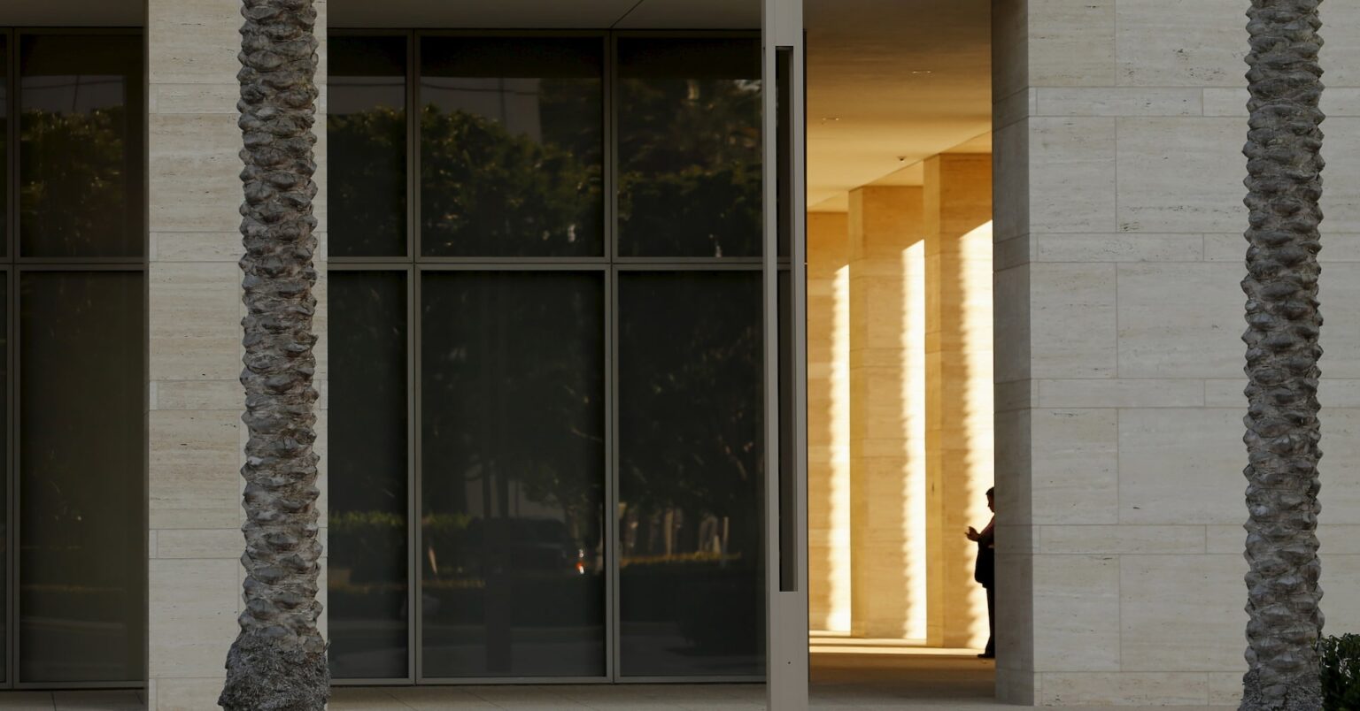 米国例外主義に幕、海外への分散投資が適切＝ＰＩＭＣＯ | ロイター