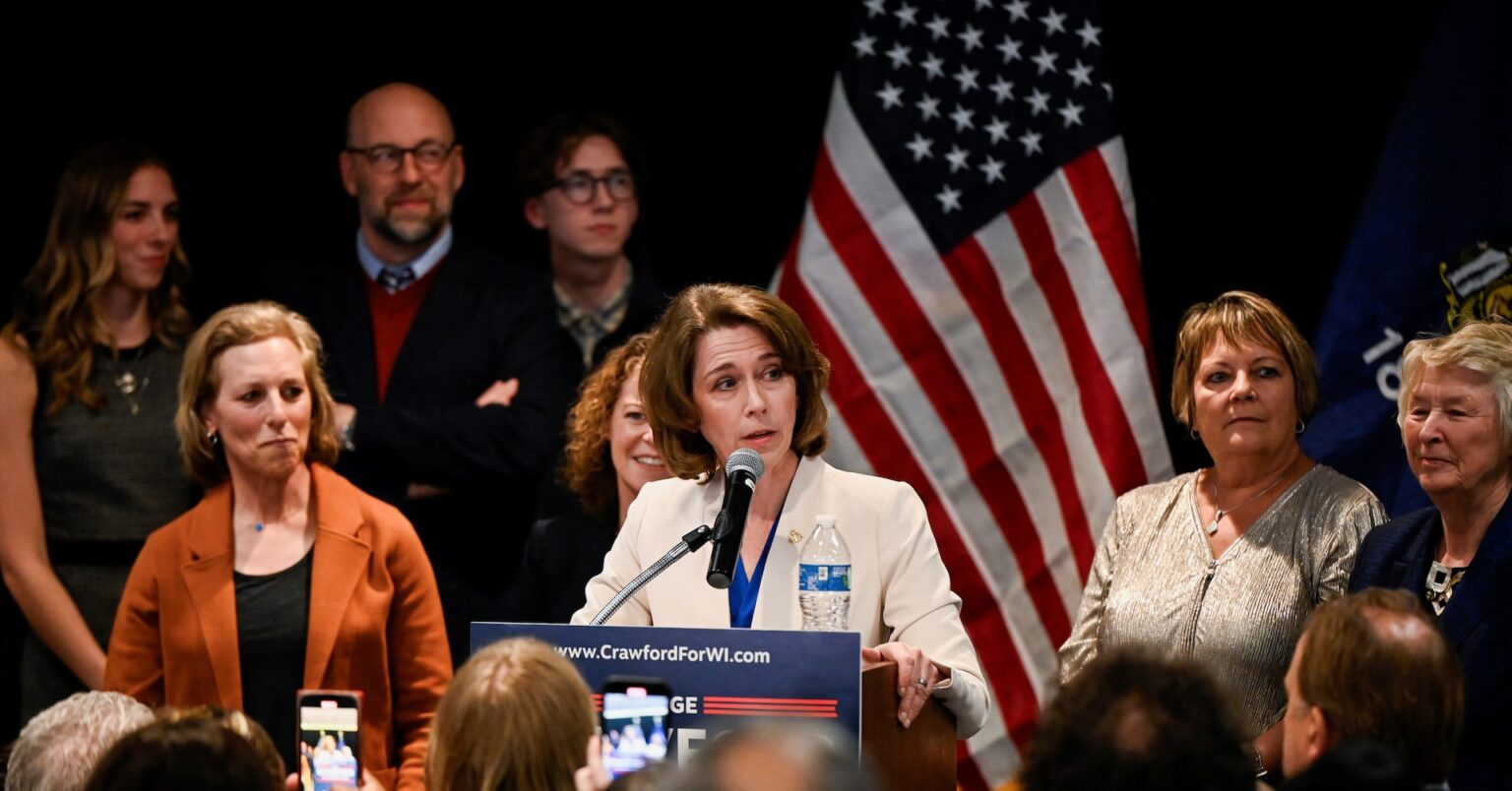 ウィスコンシン州判事選、リベラル派が勝利　トランプ氏らに痛手 | ロイター
