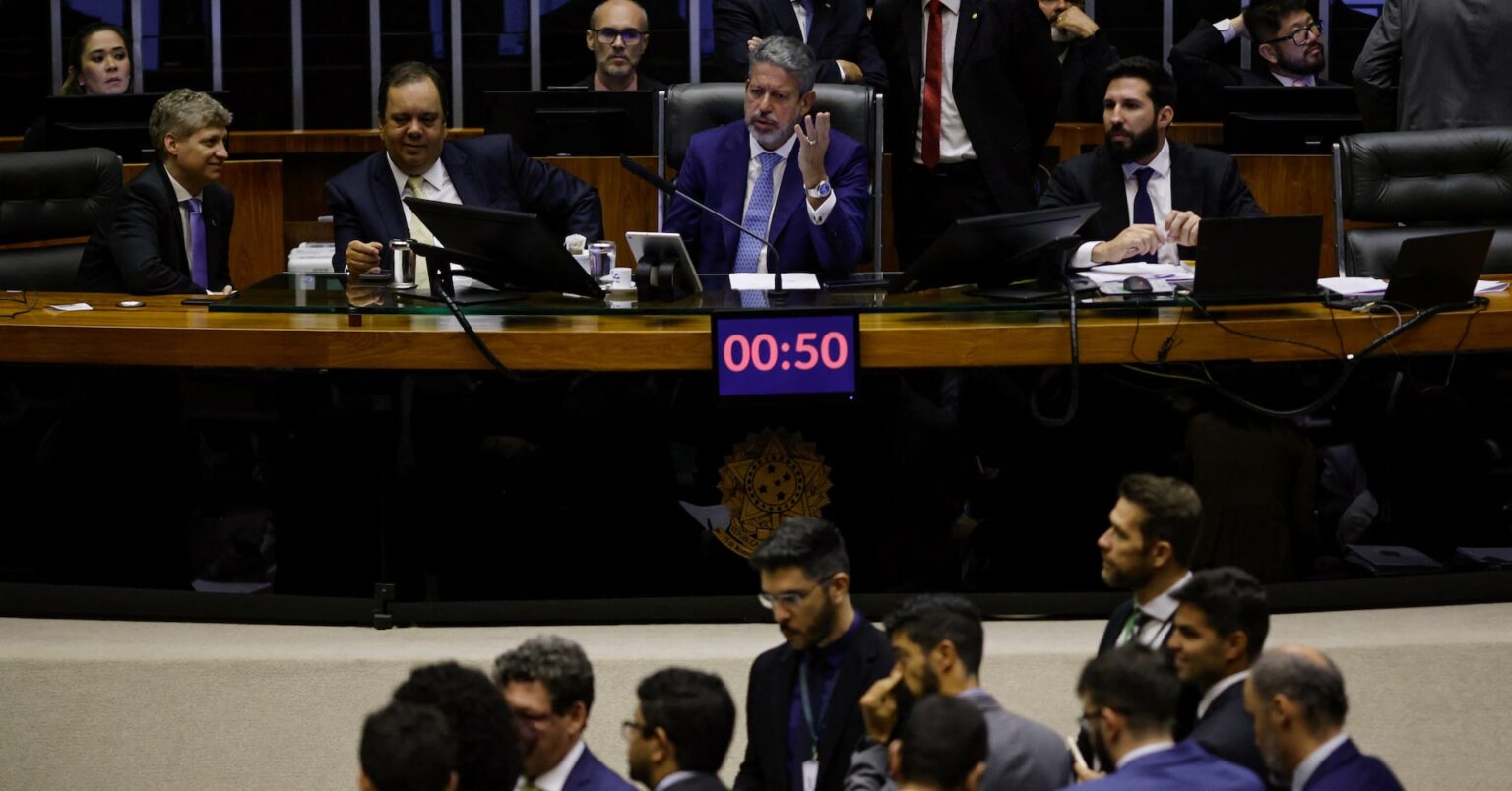 ブラジル上院、ルラ政権による歳出削減計画関連の最終法案承認 | ロイター