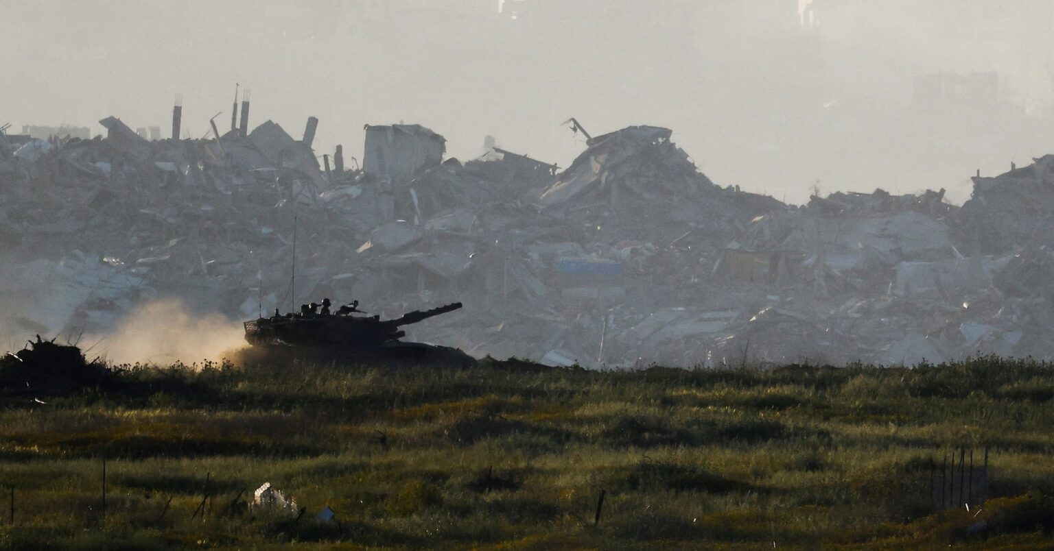 イスラエルがガザ軍事作戦を大幅に拡大、広範囲制圧へ　国防相発表 | ロイター