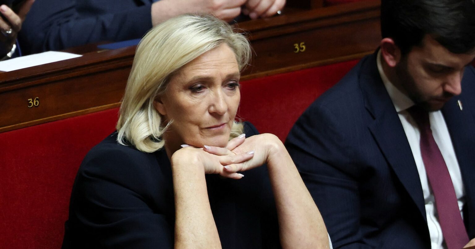 脅迫で判事を警察保護下に、ルペン氏有罪裁判　大統領選前に控訴判決 | ロイター