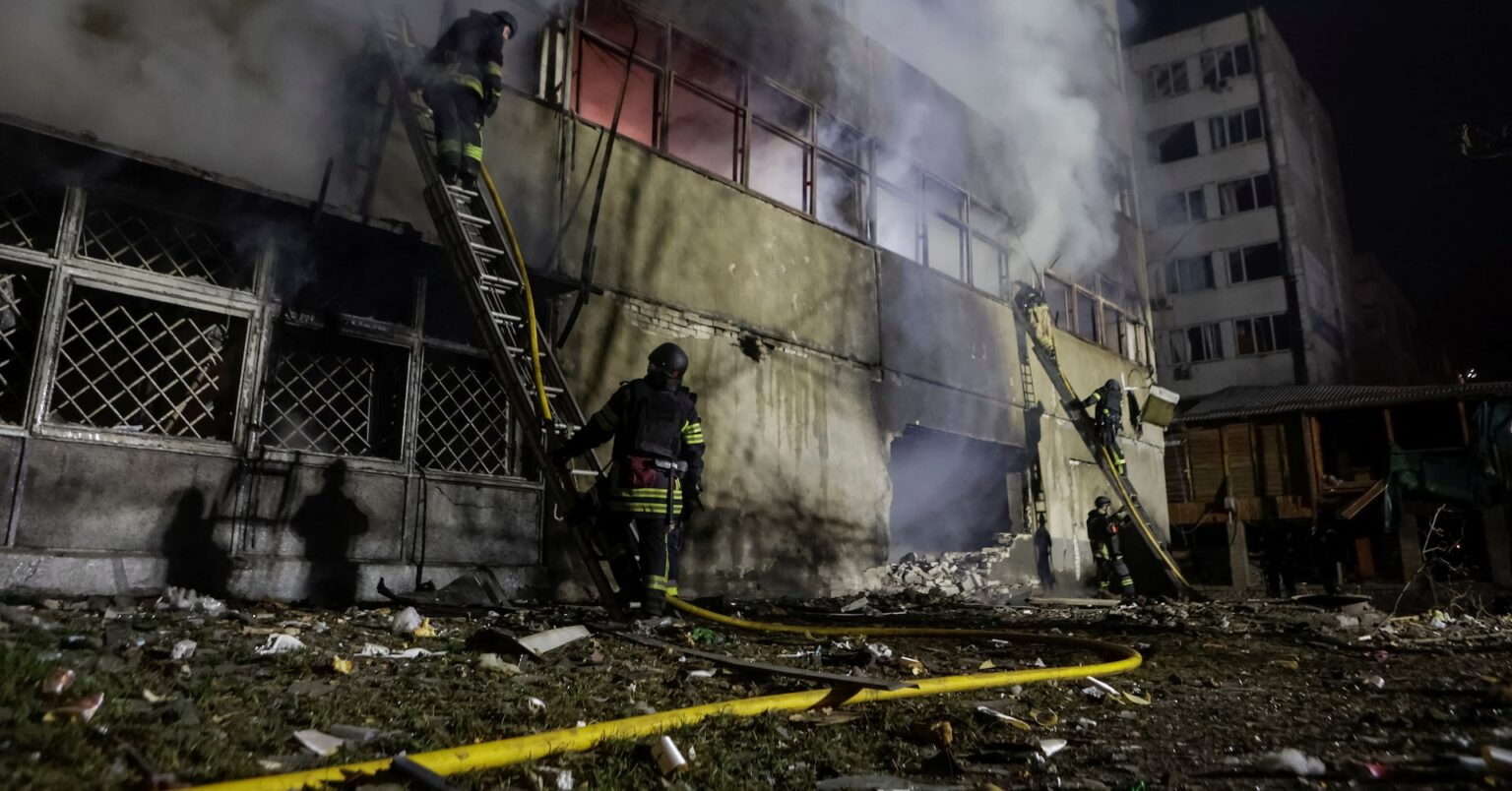 ロ・ウクライナ、エネ施設攻撃で相互非難　「米に停戦違反を報告」 | ロイター