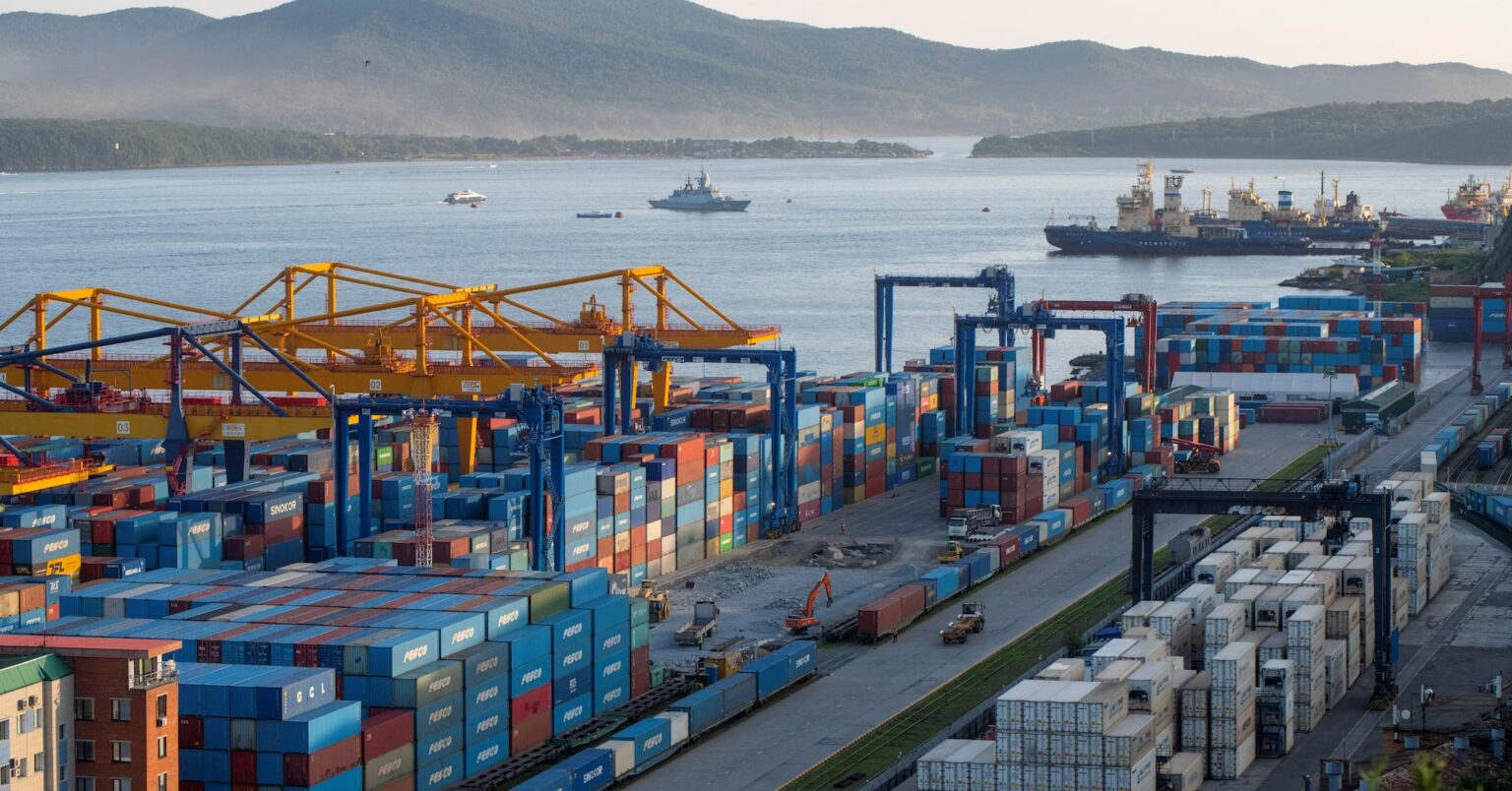 米相互関税、ロシア・ベラルーシ・キューバ・北朝鮮は対象外に | ロイター