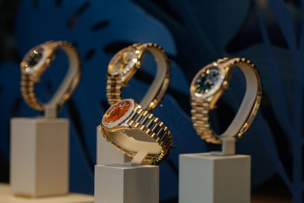 スイスにＥＵより高い米相互関税－ロレックスやスウォッチに影響も - Bloomberg