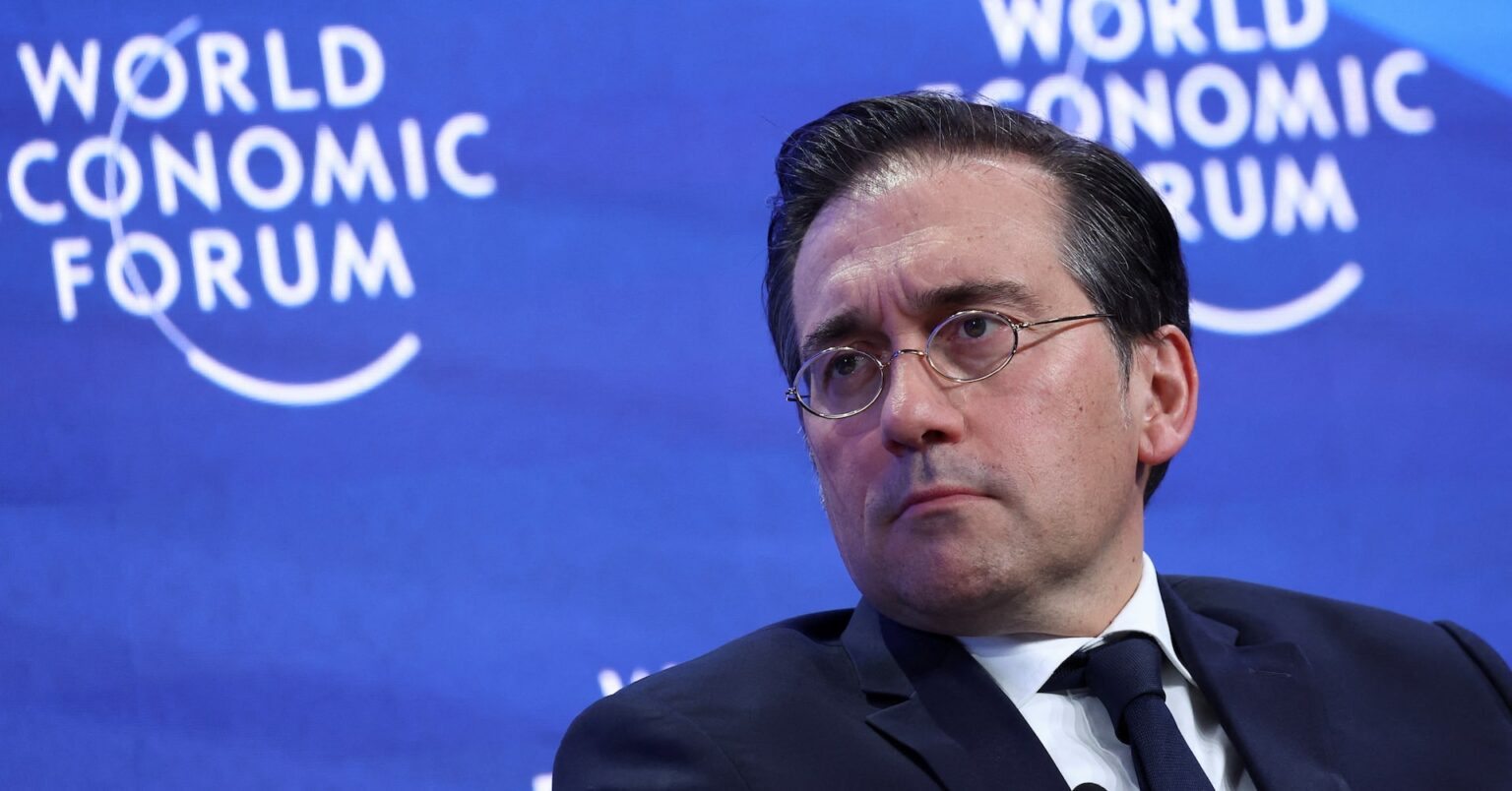 スペイン「ロシアが侵略で報われてはならない」　欧州首脳会議で議論へ | ロイター