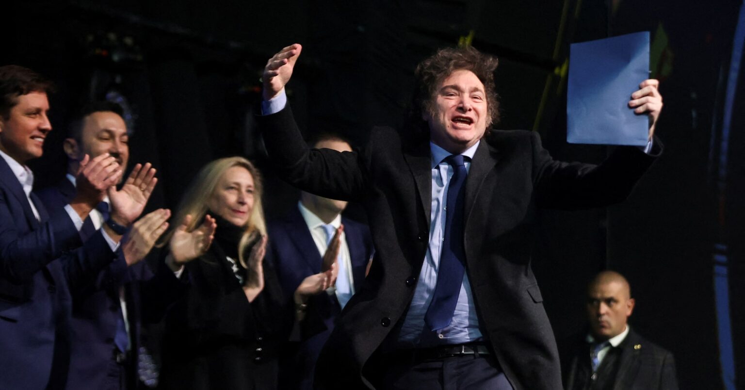 アルゼンチンのミレイ大統領、自由を抑圧と社会主義を批判 | ロイター