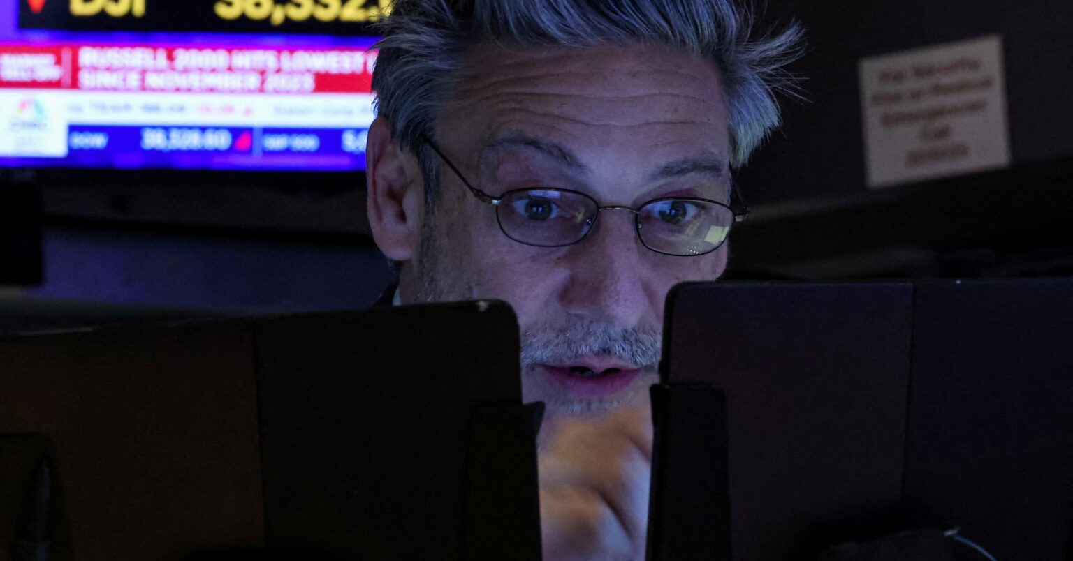 米国株式市場＝ダウ2231ドル安、ナスダック弱気相場入り　トランプ関税で貿易戦争懸念 | ロイター