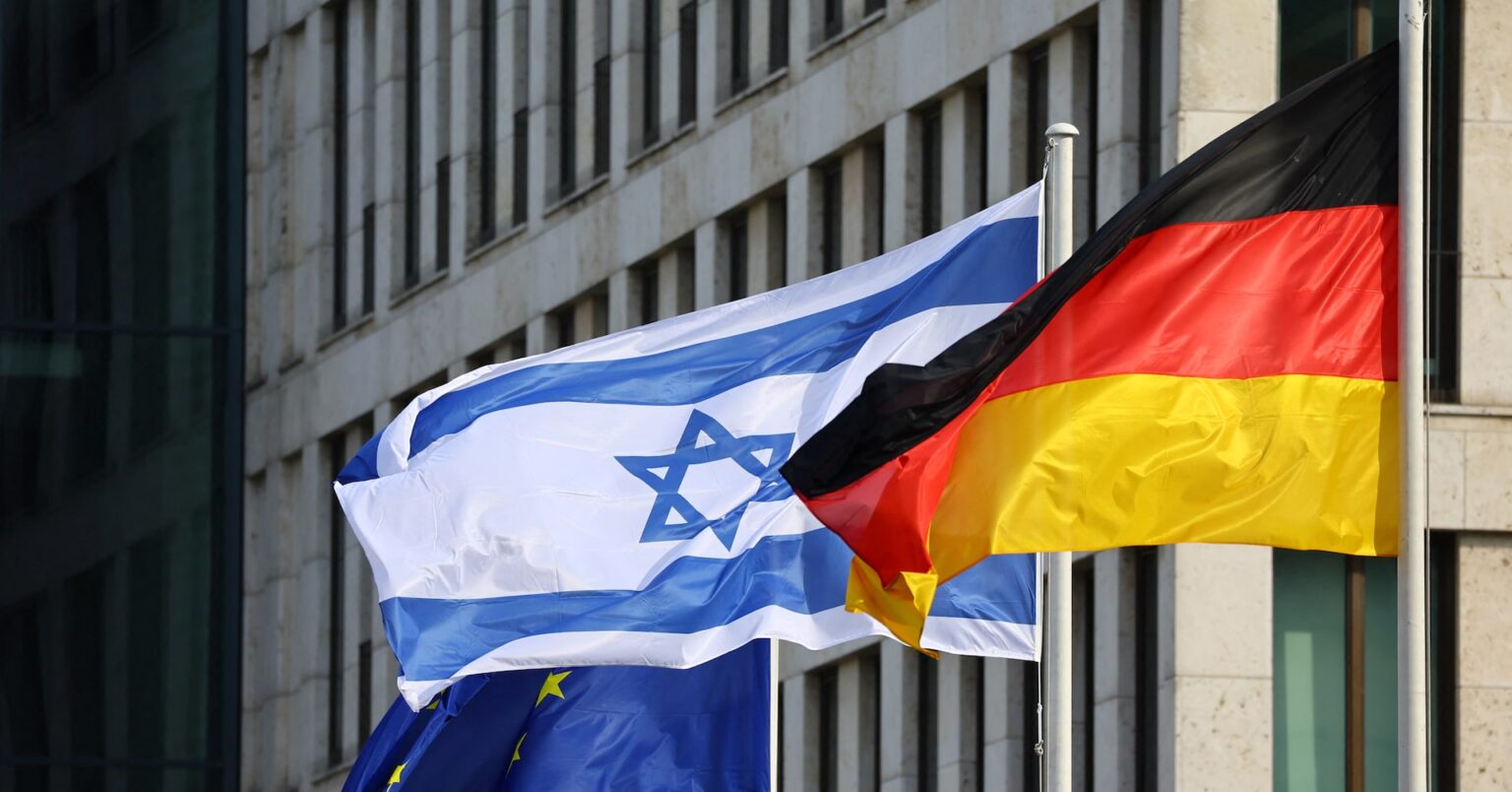 ドイツの対イスラエル武器輸出、訴訟対応で一時停止 | ロイター