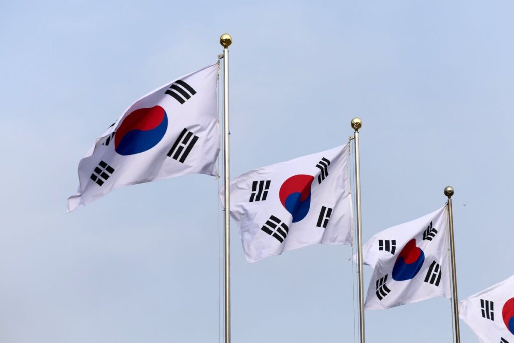 韓国国会、大統領代行に対する弾劾訴追案を可決-政治混乱深まる – Bloomberg 韓国国会、大統領代行に対する弾劾訴追案を可決-政治混乱深まる - Bloomberg