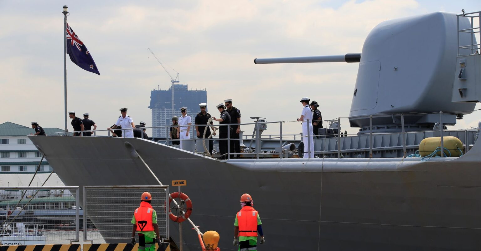 ＮＺ、国防費をＧＤＰ比2％に　今後4年で50億米ドル増額へ | ロイター