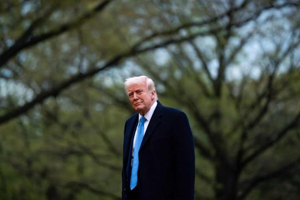 トランプ氏、中国に50％の追加関税を警告－日本などへの対応と差 - Bloomberg