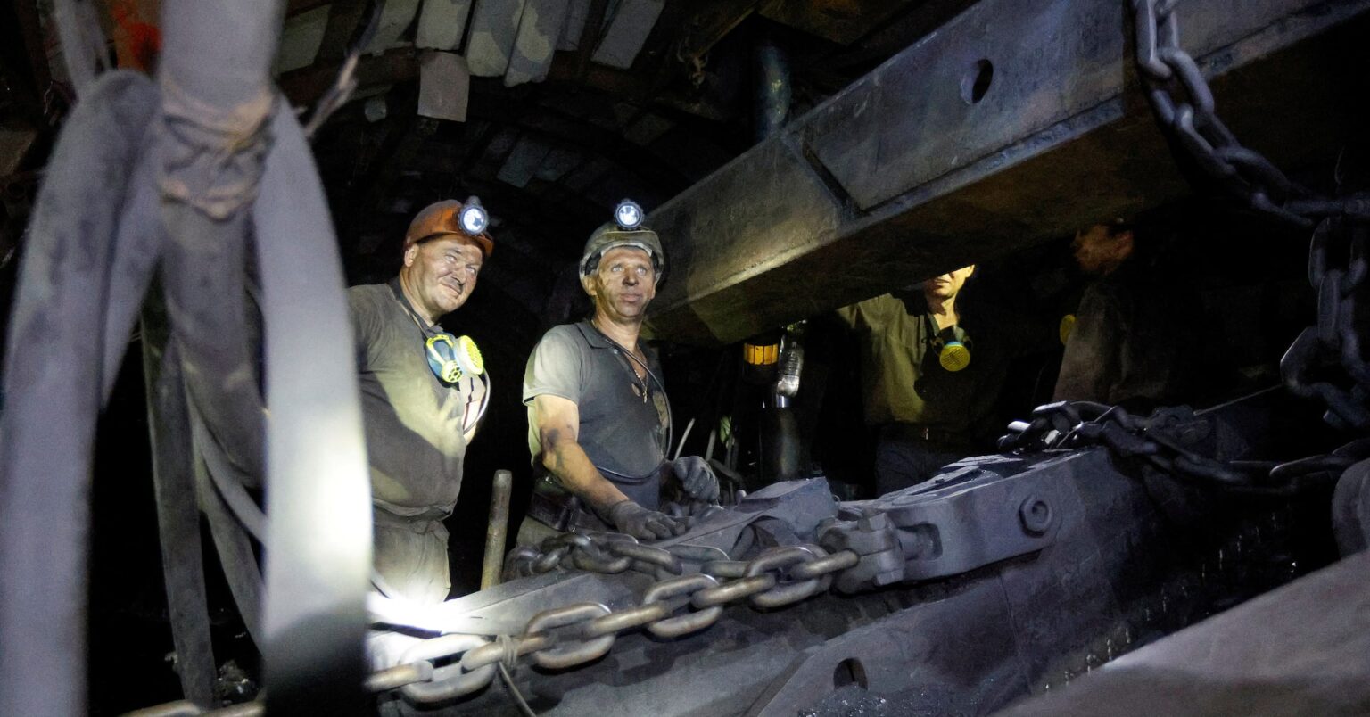 ウクライナ、米に代表団派遣へ　鉱物協定巡る米の新提案を協議 | ロイター