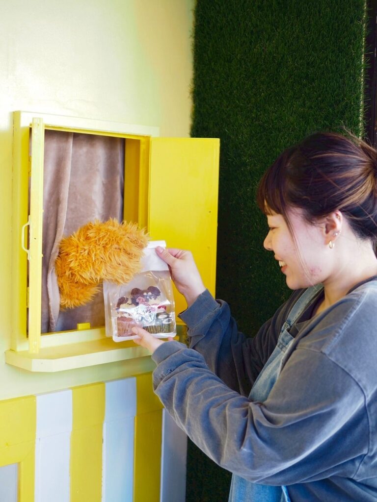 仙台に誕生！最新トレンドを発信する『 TREND SHOP MOLLY 』第一弾「 犬の手カフェPAWS 」オープン